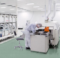 Forbo Sphera Ec 450050 olive фото 2 | FLOORDEALER